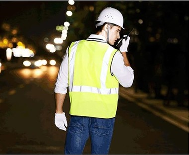 Izdelava in uporaba odsevnih tkanin