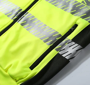 Kakšne so velikosti odsevnih brezrokavnikov?